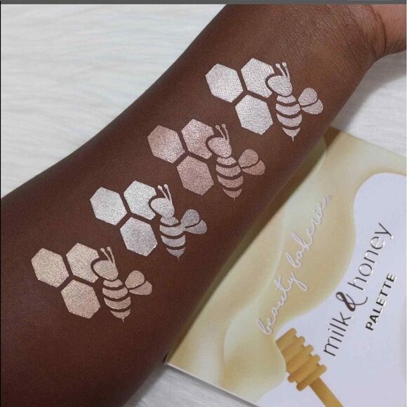 BEAUTY BAKERIE Highlighter Milk & Honey Multi-Use Smudgeproof Pigmented Palette - Picture 4 of 8